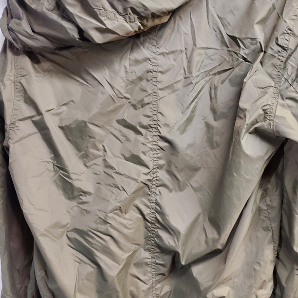 Forever 21 Olive Green Windbreaker - Picture 4 of 4